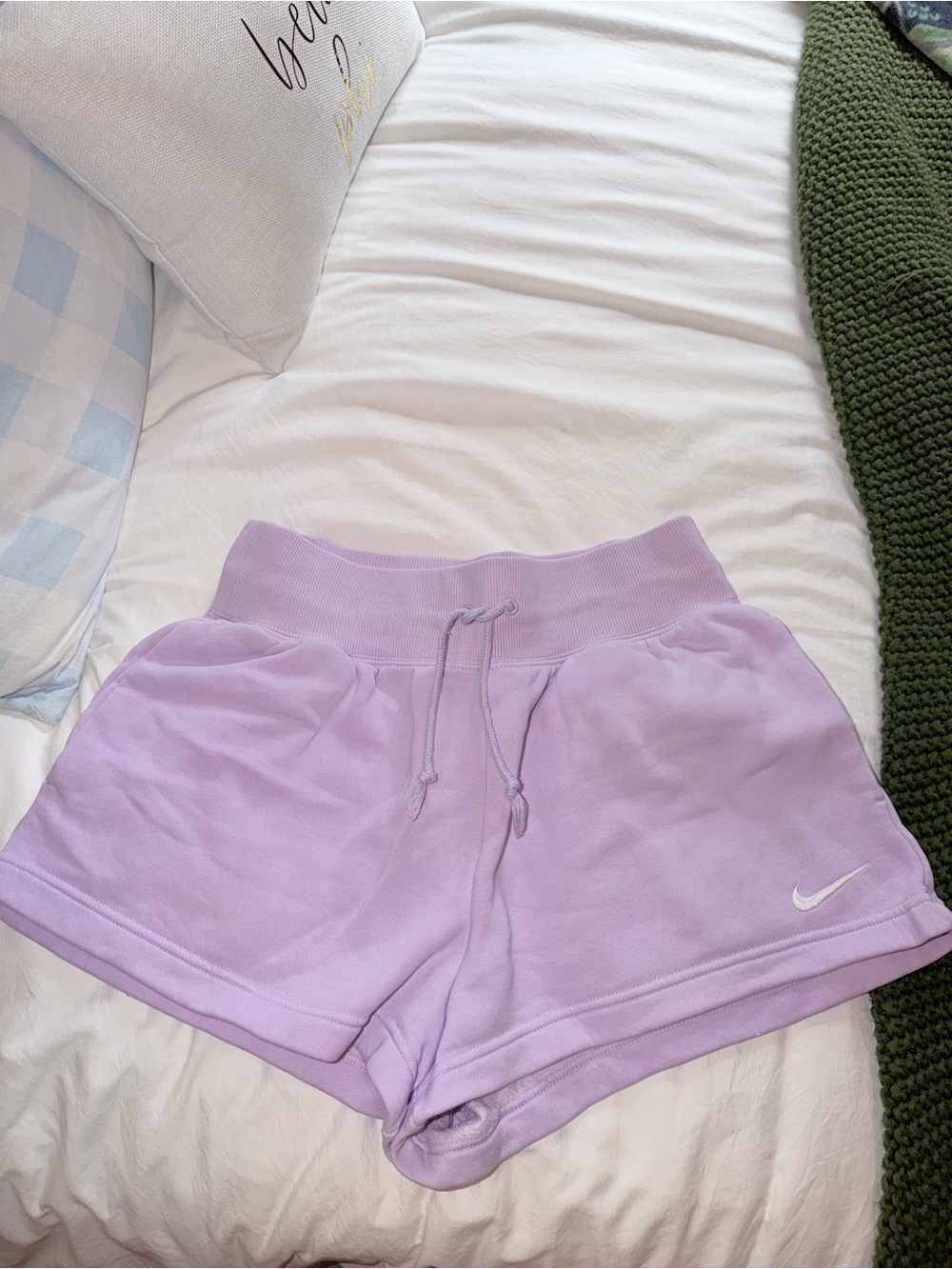 Nike Lavender High-Waist Drawstring Lounge Shorts